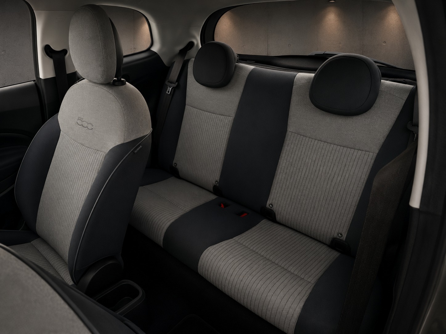 Fiat 500e traseira